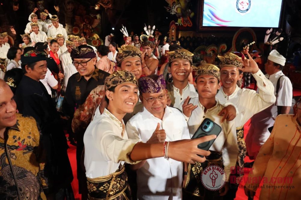 Ribuan Umat, Menko PMK dan Gubernur Koster Serukan Harmoni ditengah Kebisingan Global pada Dharma Santi Nyepi 1948