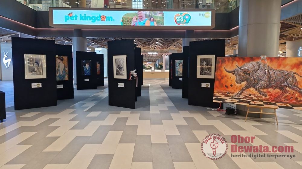 Saat Kanvas Berbisik tentang Kartini di Tengah Hiruk Pikuk Mall Living World Denpasar