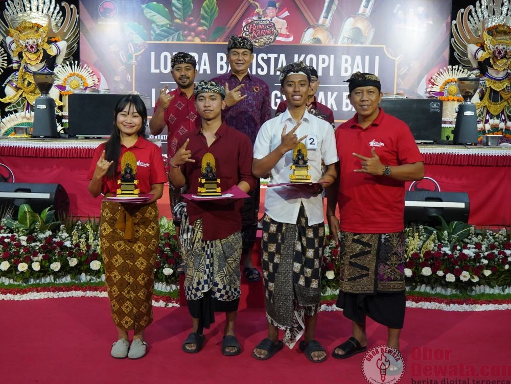 Lomba Barista Kopi Bulan Bung Karno Hadirkan Peserta Lima Kabupaten se-Bali Kreativitas dan Seni Racik Kopi
