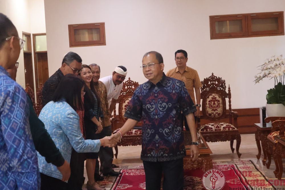 Dorong Bali Jadi Pusat MICE Dunia, Gubernur Koster Tekankan Standar Berbasis Budaya dan UMKM Lokal