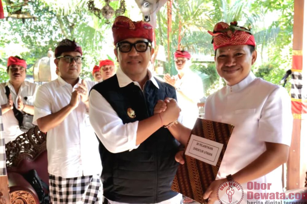 Bupati Sanjaya Lantik Pimpinan Perumda Sanjayaning Singasana, Tekankan Peran Penggerak Ekonomi