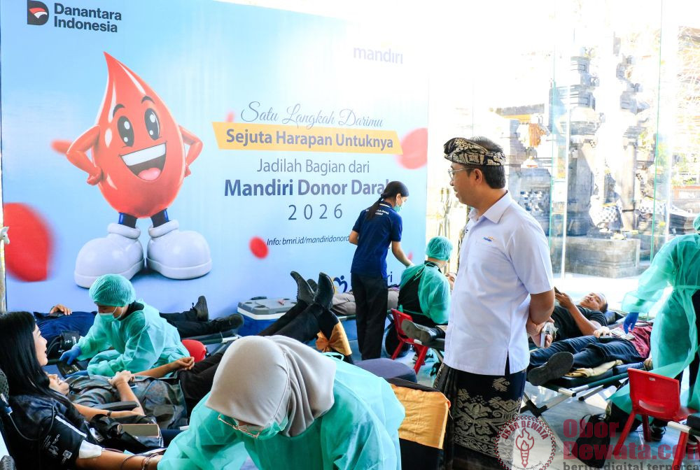 Satu Langkah Darimu, Sejuta Harapan Untuknya: Bank Mandiri Region XI / Bali dan Nusa Tenggara Gelar Donor Darah