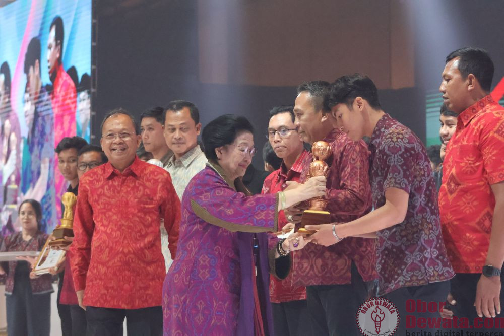 Presiden RI V Ibu Megawati Soekarnoputri Hadiri Penutupan Bulan Bung Karno di Bali
