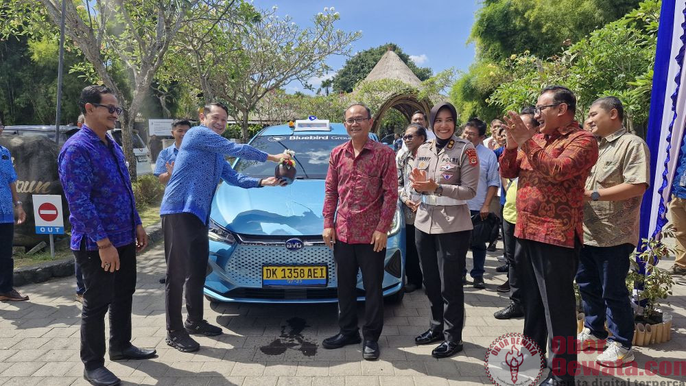 Perkuat Ekonomi Bali, Bluebird dan Koptax Ngurah Rai Bali Perkuat Mobilitas melalui Kolaborasi Ekosistem Lokal