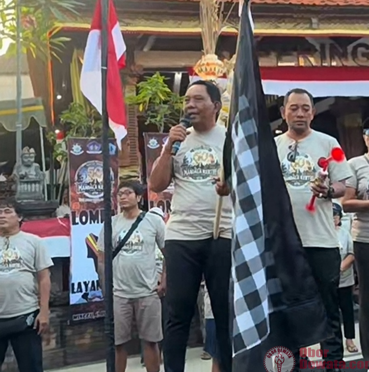 Jalan Santai Rangkaian HUT Ke-50 STT Mandala Kerthi Banjar Pering Kuta Dibuka Ketua DPRD Badung