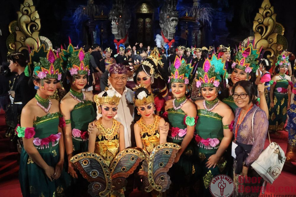 Gubernur Koster Saksikan Parade Gong Kebyar Dewasa PKB XLVIII 2026, Bangli dan Denpasar Suguhkan Spiritualitas serta Kekuatan Tradisi Bali