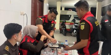 Geledah Dinkes Tabanan, Kejari Dalami Dugaan Korupsi Anggaran BBM dan Mamin