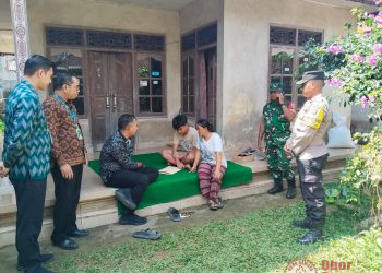Majukan Pendidikan Anak, Bank BPD Bali Salurkan Beasiswa Anak Yatim Piatu di Bonjaka Sebatu