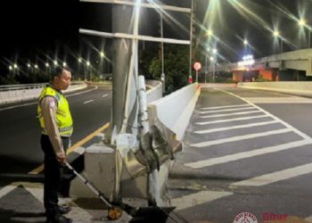 Kecelakaan Tunggal di Tol Bali Mandara, WNA Ausie Dibawa ke RS