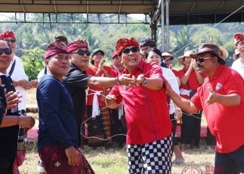 Bupati Sanjaya Buka Pangkung Karung Kite Festival III, Dorong Tabanan Jadi Titik Kumpul Komunitas