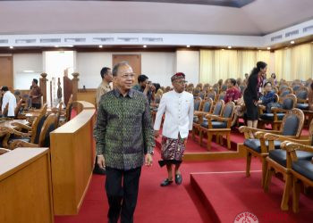 Gubernur Koster Siap Kolaborasi dengan DPRD Sempurnakan Perubahan APBD Bali 2026