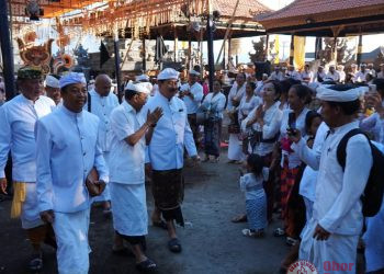 Gubernur Wayan Koster Hadiri Puncak Karya Panca Wali Krama Ulun Danu Batur, Rawat Kesucian Alam Bali
